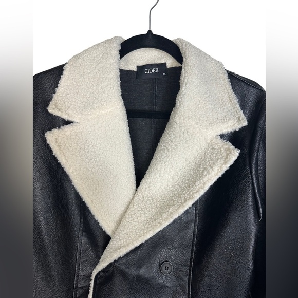 [ CIDER ] Black Faux Leather oversized Jacket Faux Shearling Trim: XL: L… - Picture 5 of 7
